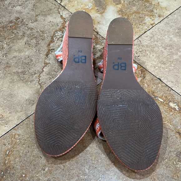 BP coral and tan wedges size 8 - Picture 5 of 5